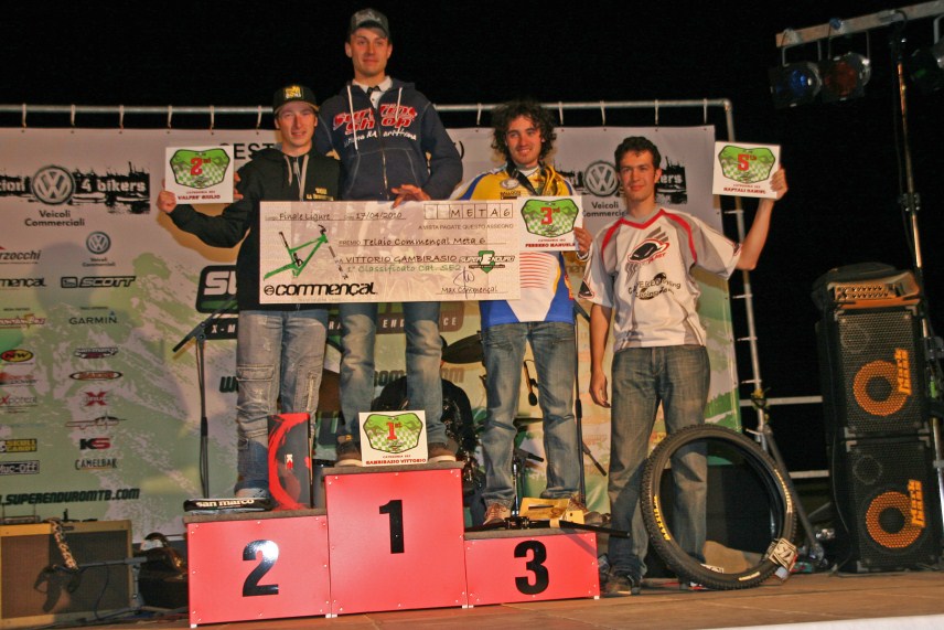 Premiazione circuito SuperEnduro 2009 - 2° posto per Giulio Valfrè nella cat SE2