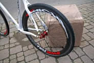 cantilever, guarnitura, e ruote del nuovo gruppo Miche CROSS
